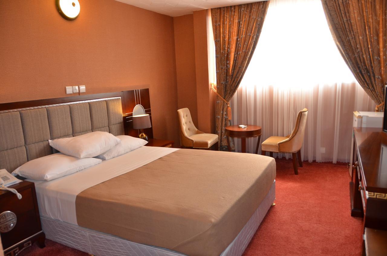 Hotel Palm Beach Ouagadougou Ngoại thất bức ảnh
