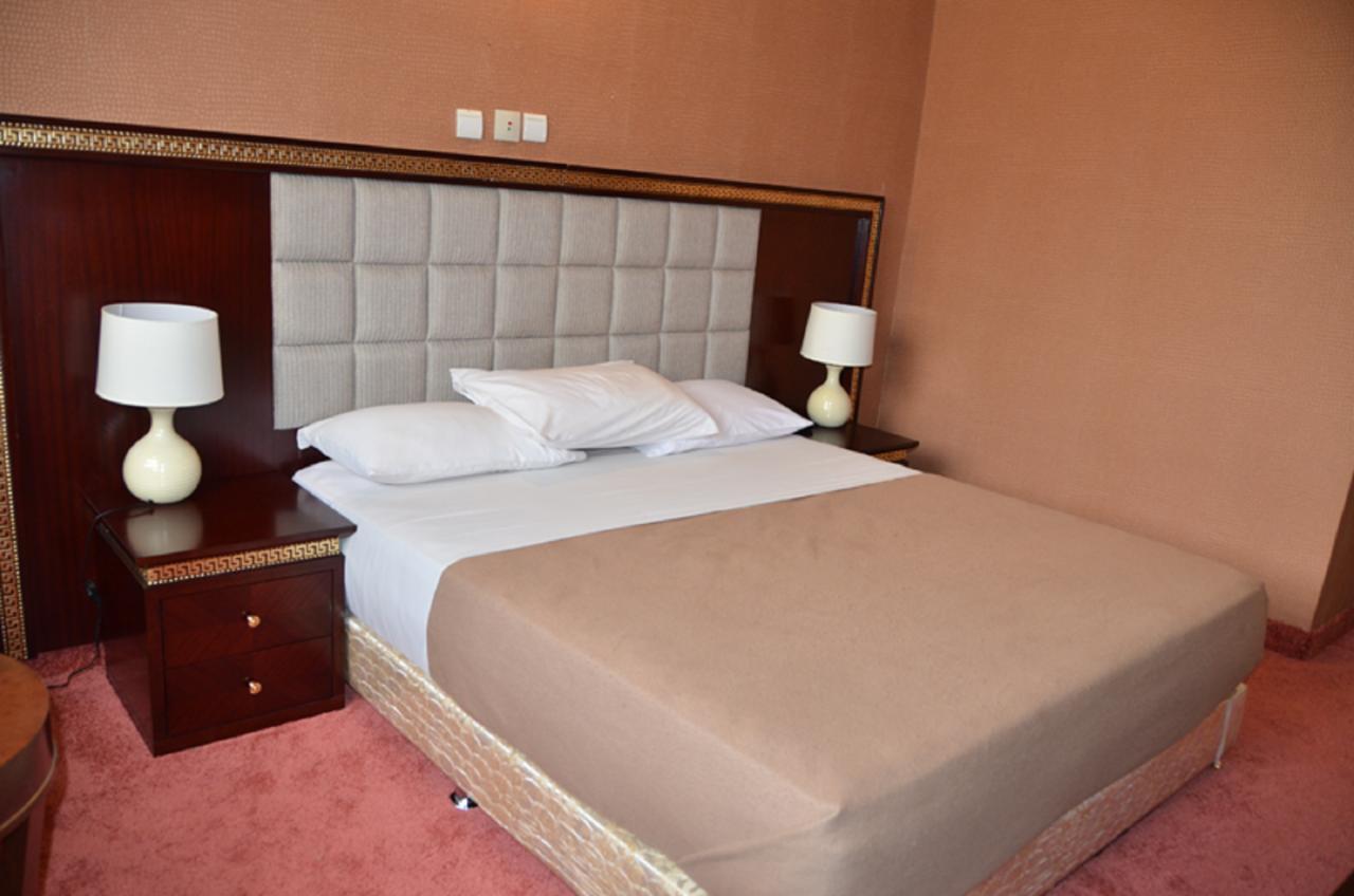 Hotel Palm Beach Ouagadougou Ngoại thất bức ảnh