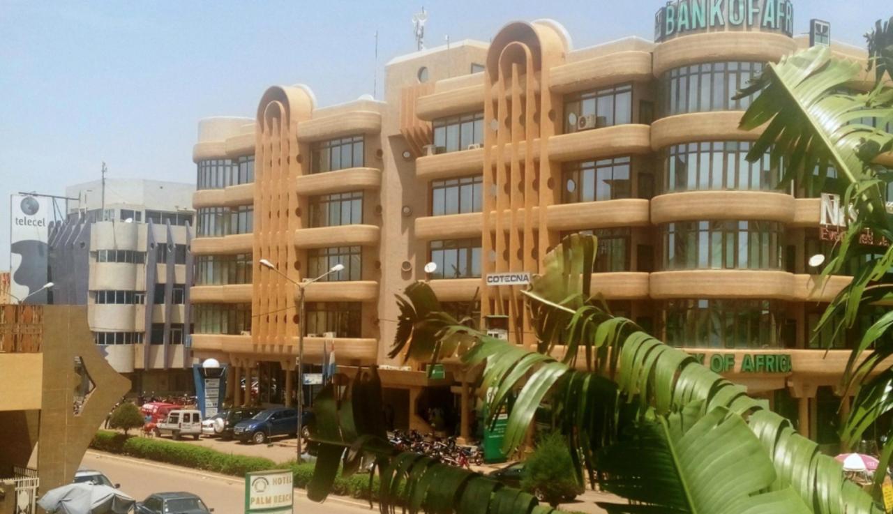 Hotel Palm Beach Ouagadougou Ngoại thất bức ảnh
