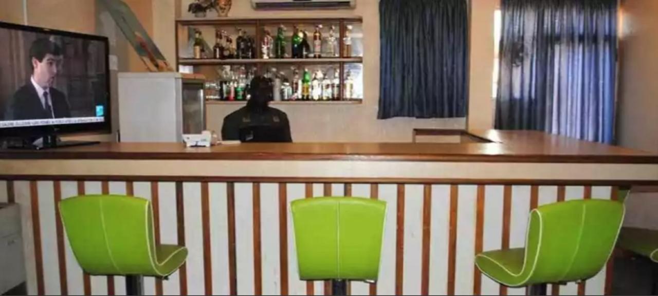 Hotel Palm Beach Ouagadougou Ngoại thất bức ảnh